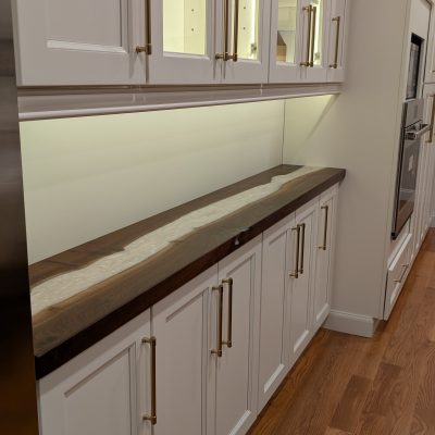 Bartop: 8'x 20" epoxy river hardtop